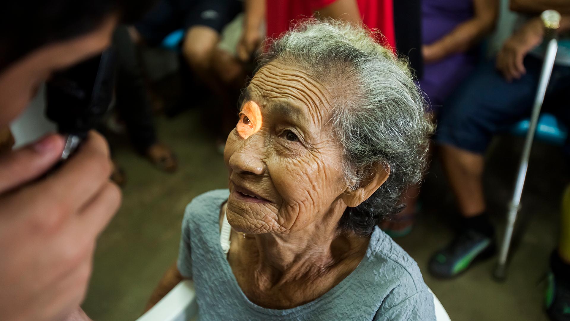 Saving sight in the Amazonas